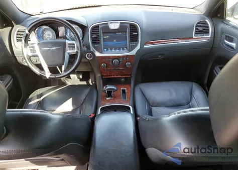 2012 Chrysler 300 Limited z USA, uszkodzony, nr VIN 2C3CCACG4CH224038